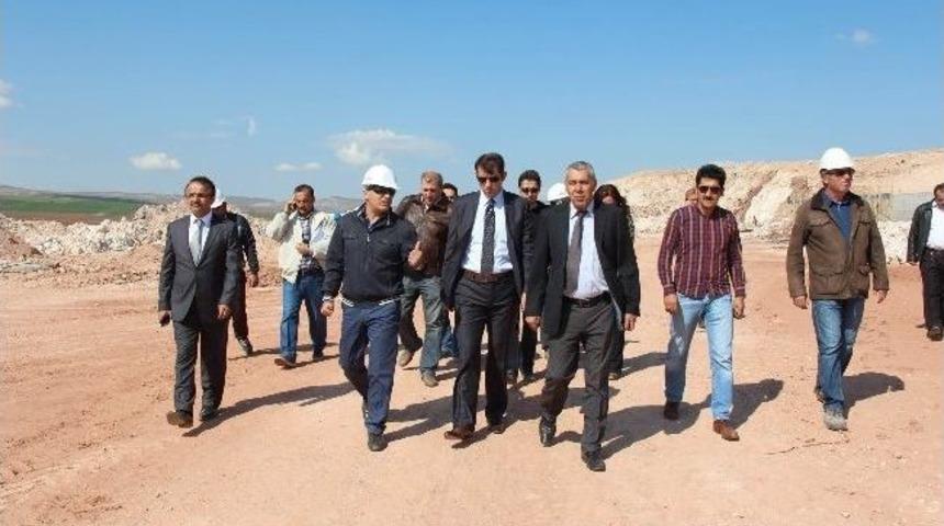 Genel Sekreter Ayhan, Et Entegre Tesislerinde İncelemelerde Bulundu