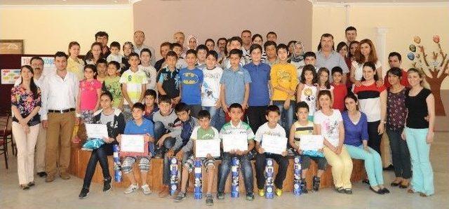 Satran&ccedil; Turnuvası Şampiyonları Belli Oldu 2