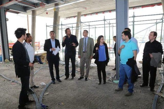 Bilim Merkezi nin İnşaatı S&uuml;r&uuml;yor 1