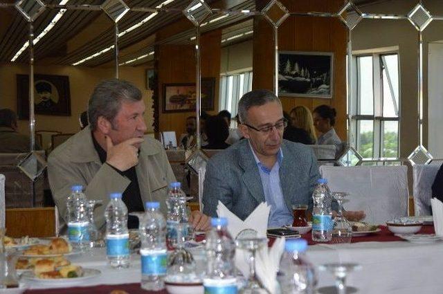 Şehit-gazi &Ccedil;ocukları Ve Gazi Polislerden Anlamlı Buluşma 1