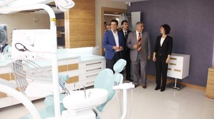 D&ouml;şemealtı&rsquo;nda Yeni Ağız Ve Diş Merkezi A&ccedil;ıldı