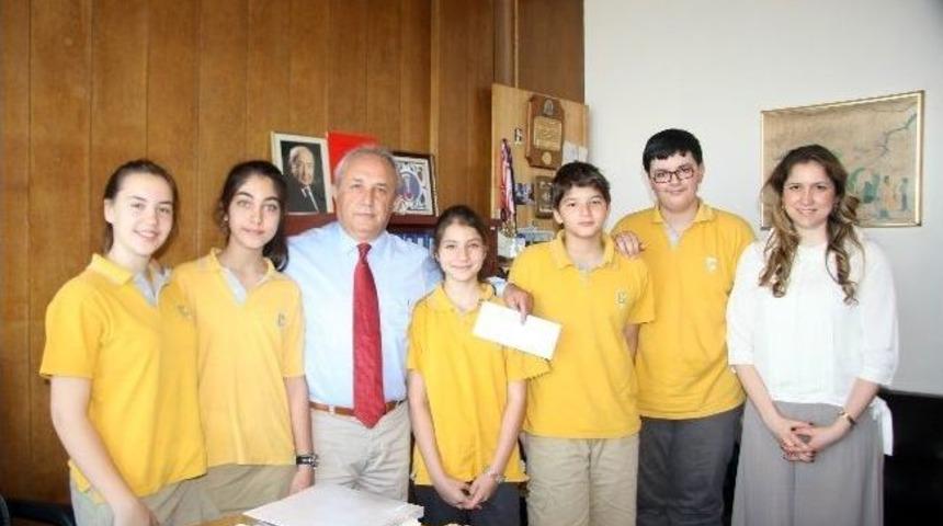 &Ouml;ğrencilerden Eğitime Anlamlı Destek