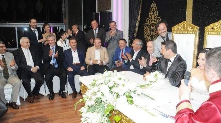 Karadenizliler Necati Selvitop&rsquo;un Oğlunun D&uuml;ğ&uuml;nde Buluştu