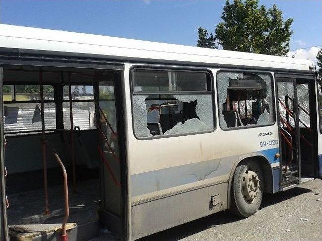 Tuzlu&ccedil;ayır&rsquo;da Ego Otob&uuml;slerine Saldırı 1