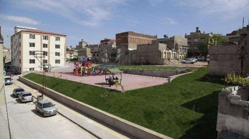 Şahinbey Belediyesi Yıkımlar Ardından Sosyal Tesisi Ve Parkı Hizmete Sundu