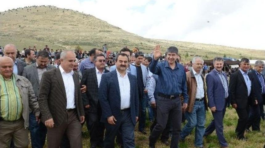 Başkan T&uuml;rel, Korkuteli&rsquo;nde İncelemelerde Bulundu