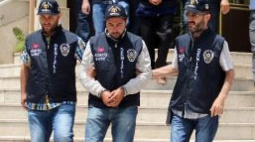 Denizli&rsquo;de Cinayete İki G&ouml;zaltı