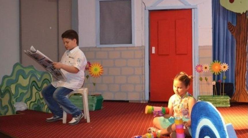 Tgev &Ccedil;ocuklarının Tiyatro Oyunu İlk Kez S&ouml;ke&rsquo;de Sahnelendi