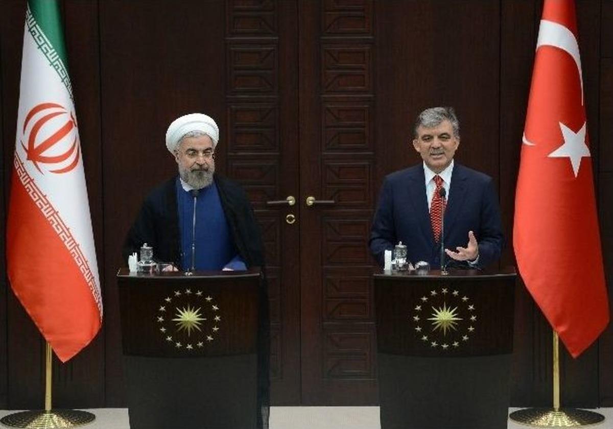 Cumhurbaşkanı G&uuml;l-ruhani Ortak Basın Toplantısı