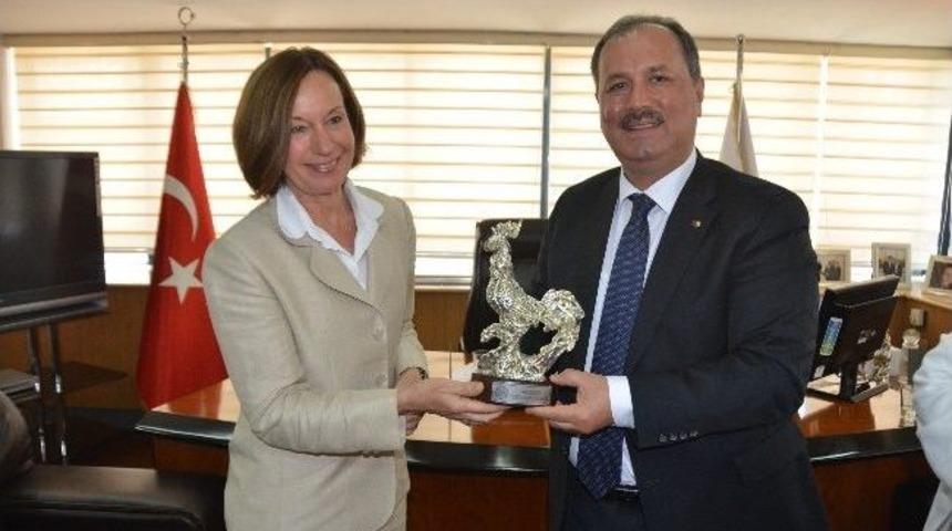 L&uuml;ksemburg Heyetinden Dto&rsquo;ya Ziyaret