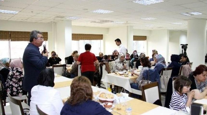 Ak Parti Isparta Yalva&ccedil; Kadın Kolları'ndan Han&ccedil;erli&rsquo;ye Ziyaret