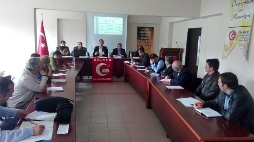 Erzurum&rsquo;da Din Eğitimi &Ccedil;alıştayı