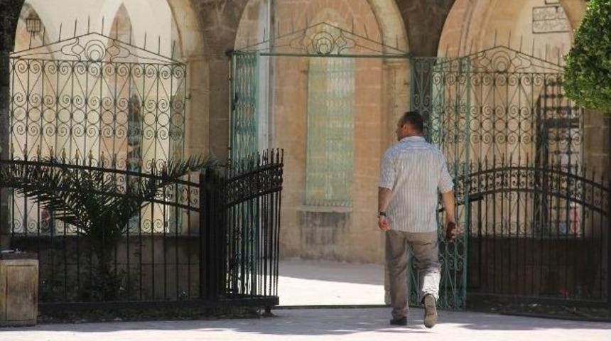 Balıklıg&ouml;l&rsquo;de Sapık Alarmı