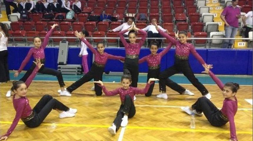 Step-aerobikte İlk Kez Yarıştılar