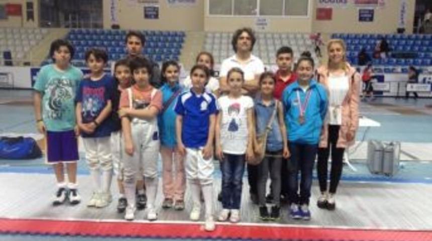 Minik Kılı&ccedil;lardan, T&uuml;rkiye Şampiyonluğu