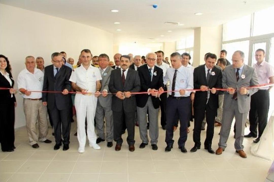 Dezavantajlı Gen&ccedil;lerin Ebru Sergisi