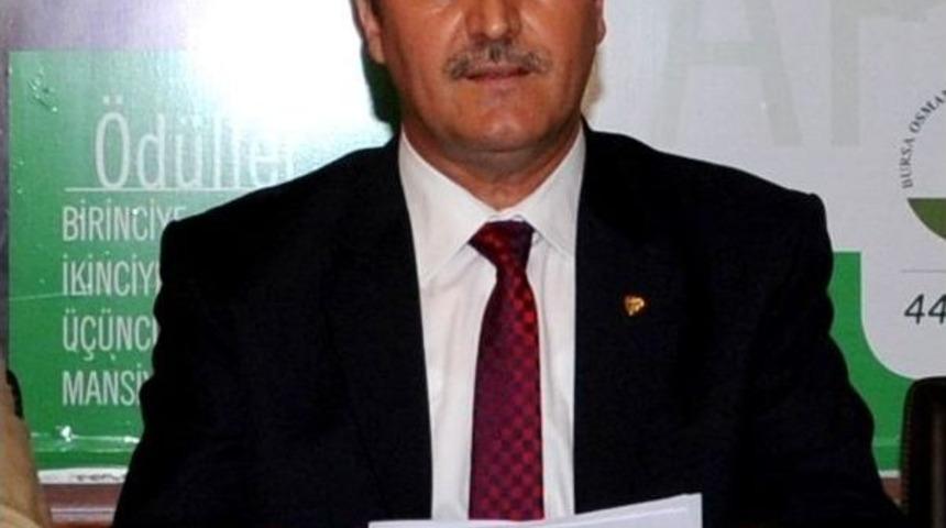 Gen&ccedil; Kalemler Tanpınar İ&ccedil;in Yazdı