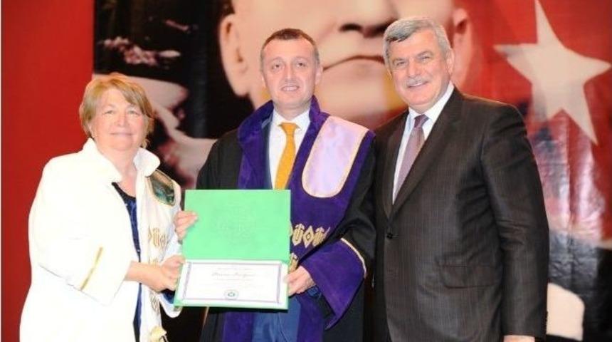 Genel Sekreter Vekili B&uuml;y&uuml;kakın&rsquo;ın Do&ccedil;entlik Heyecanı