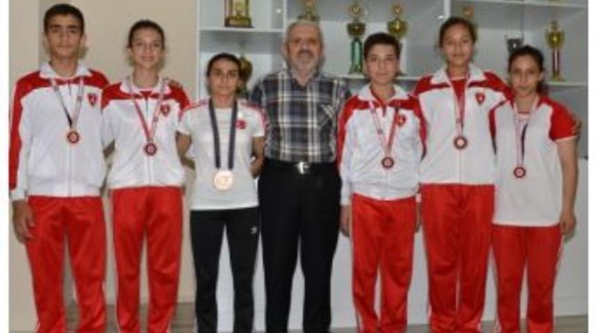 Derece Yapan Judoculardan Başkan Uzunoğlu&rsquo;na Ziyaret