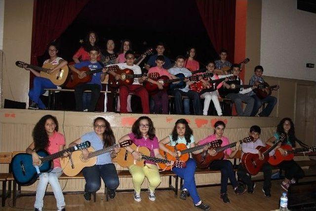 Yayla Ortaokulu &Ouml;ğrencilerinden Yıl Sonu G&ouml;sterisi 1