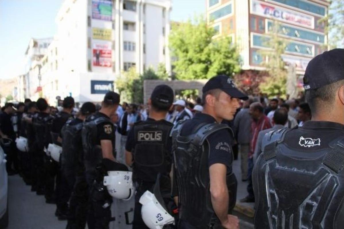 Van&rsquo;da Olaylar &Ccedil;ıktı