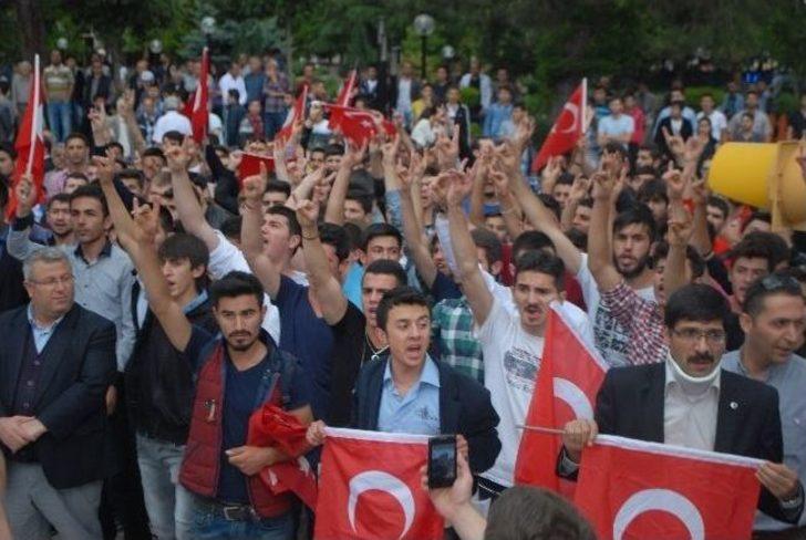 Ülkücülerden Bayrağa Saygı Yürüyüşü G5