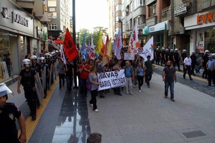 Eylemcilere Vatandaşlardan Türk Bayraklı Tepki G1