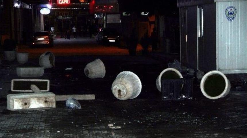 Van’daki Olaylar Devam Ediyor