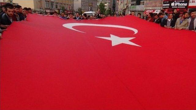 Sivas&rsquo;ta &lsquo;bayrağa Saygı&rsquo; Y&uuml;r&uuml;y&uuml;ş&uuml; 1