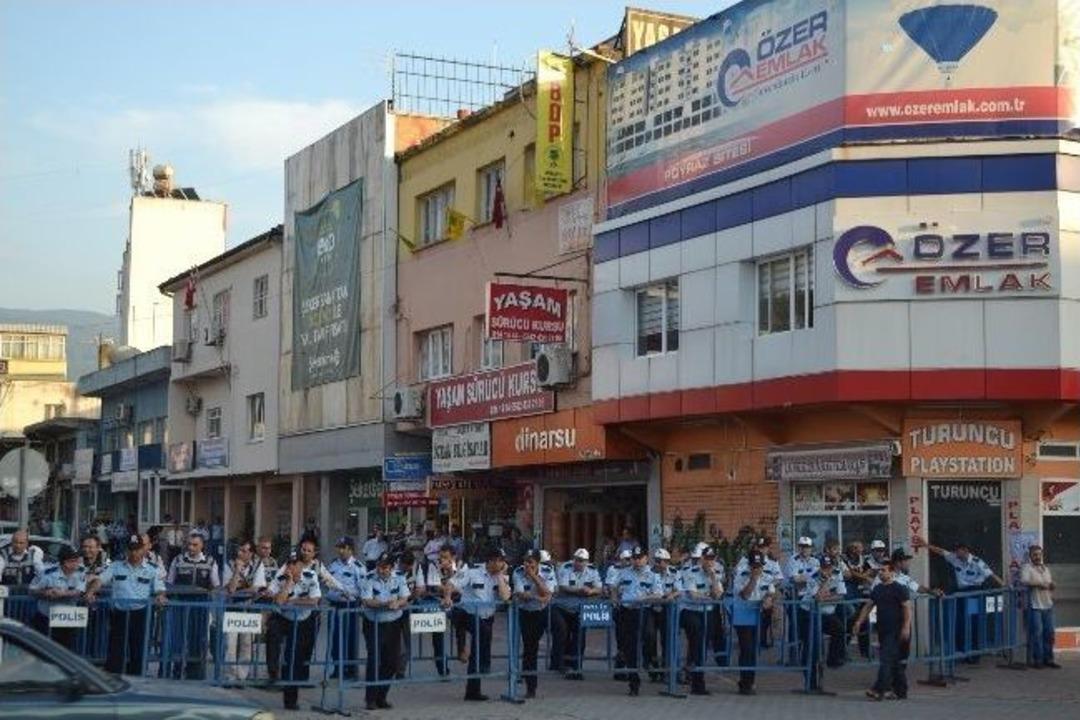 Osmaniye&rsquo;de &lsquo;bayrağa Saygı Y&uuml;r&uuml;y&uuml;ş&uuml;&rsquo;