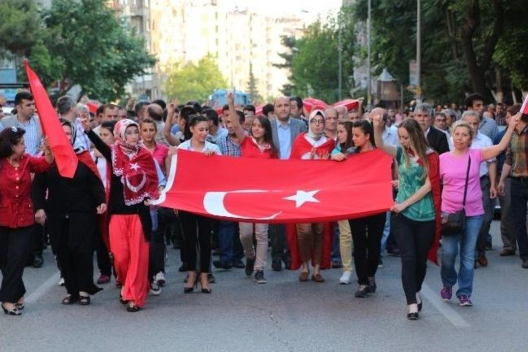 Kahramanmaraş &Uuml;lk&uuml; Ocakları&rsquo;ndan Bayrak Y&uuml;r&uuml;y&uuml;ş&uuml;