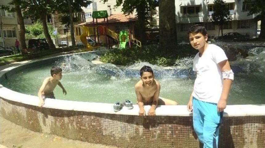 Edirne&rsquo;de &Ccedil;ocuklar Havuz Sezonunu A&ccedil;tı