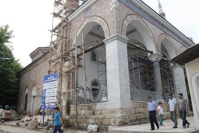 (pazar) Muradiye Camii Ramazanda İbadete Açılıyor