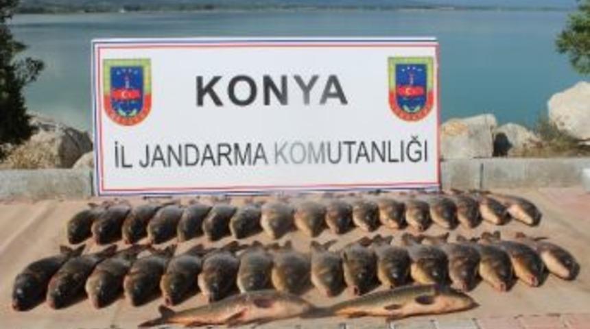Ka&ccedil;ak Avladığı Balıkları Satmaya G&ouml;t&uuml;ren Şahıs Yakalandı