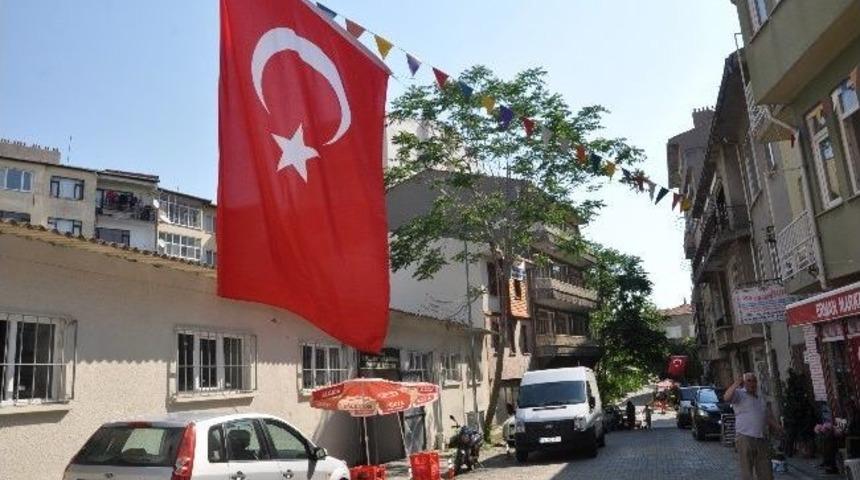 (&ouml;zel Haber) Tekirdağ'dan 'bayrak' Tepkisi