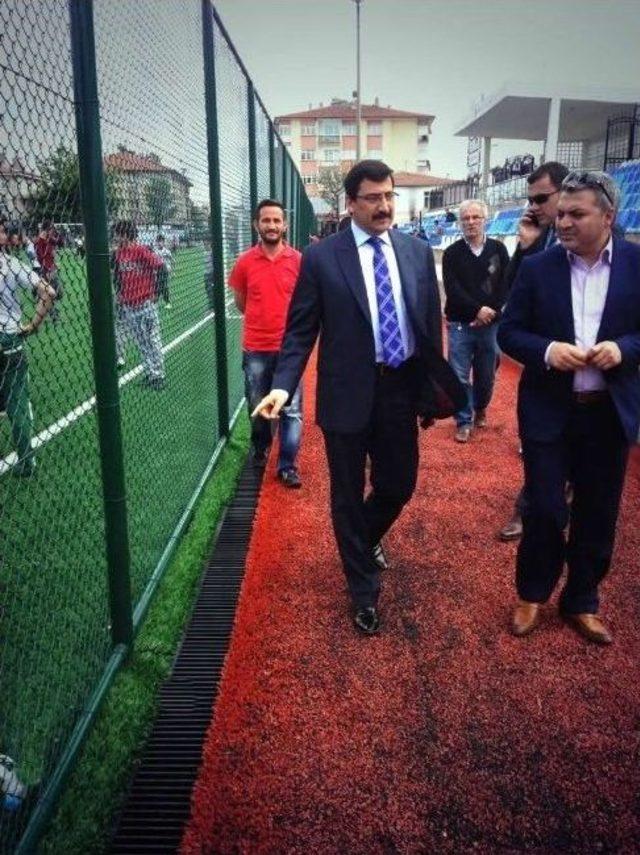 Yenilenen Fatih Stadı Sporcuların Hizmetinde