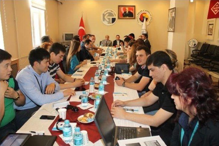 Türk Cumhuriyetleri Memurları, Kto'yu Ziyaret Etti G1