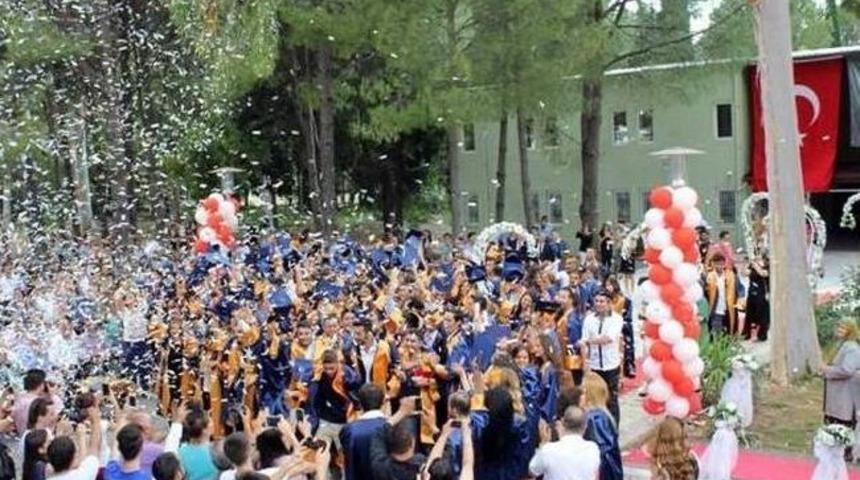 Dalaman Myo&rsquo;da Mezuniyet Coşkusu