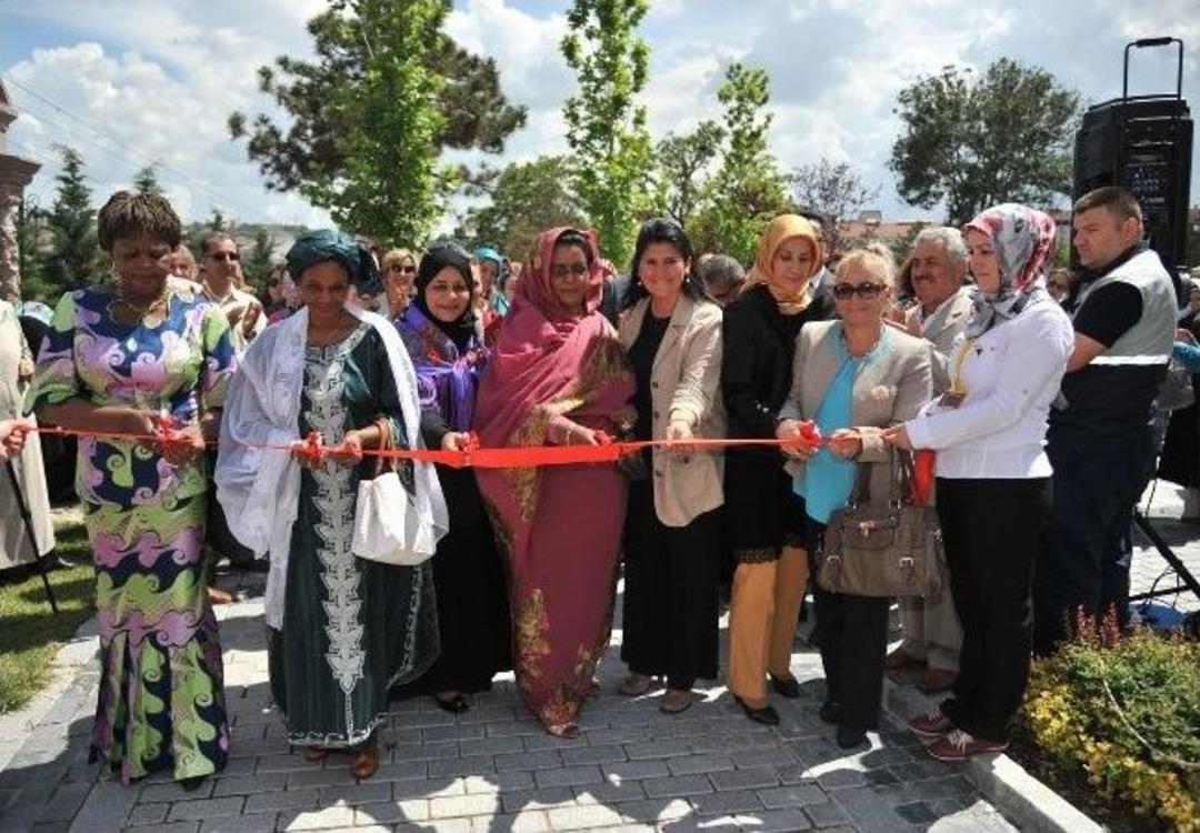 Altındağlı Kadınlar İ&ccedil;in Hasat Zamanı
