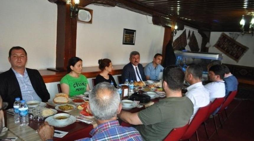 Vezirk&ouml;pr&uuml; Proje Ofisi Ekibi Yeni &Uuml;yeleriyle Buluştu