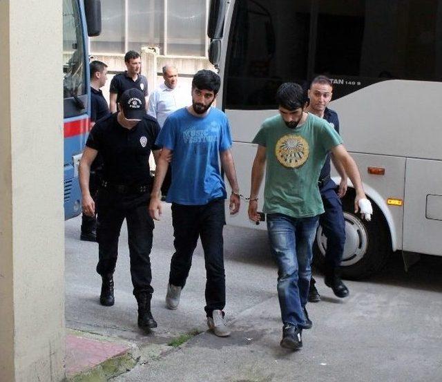 G&ouml;zaltına Alınan 20 &Ouml;ğrenci Adliyeye Sevk Edildi 2