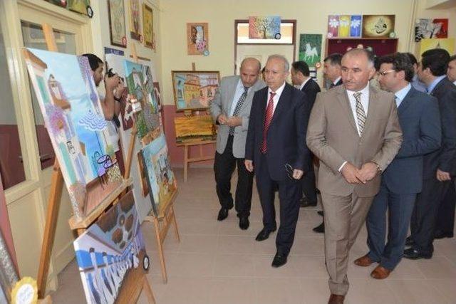 Halk Eğitim Sergisi G&ouml;z Kamaştırdı 1