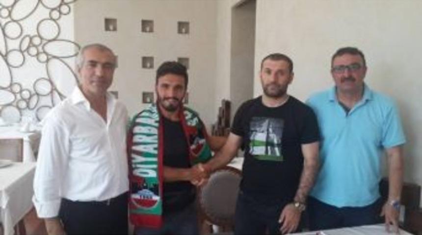 Diyarbakırspor A.ş 3 Yeni İsimle Anlaştı