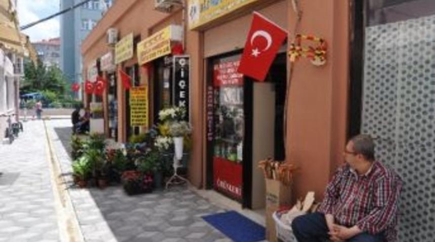 Eskişehir T&uuml;rk Bayraklarıyla Donatılıyor