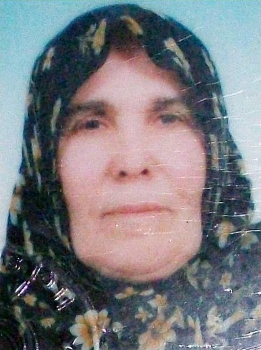 Yaşlı Adam Nafaka İsteyen Karısını Bı&ccedil;akladı