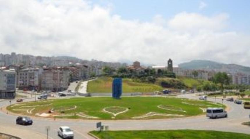 Ayasofya Kavşağı Yeşillendirildi