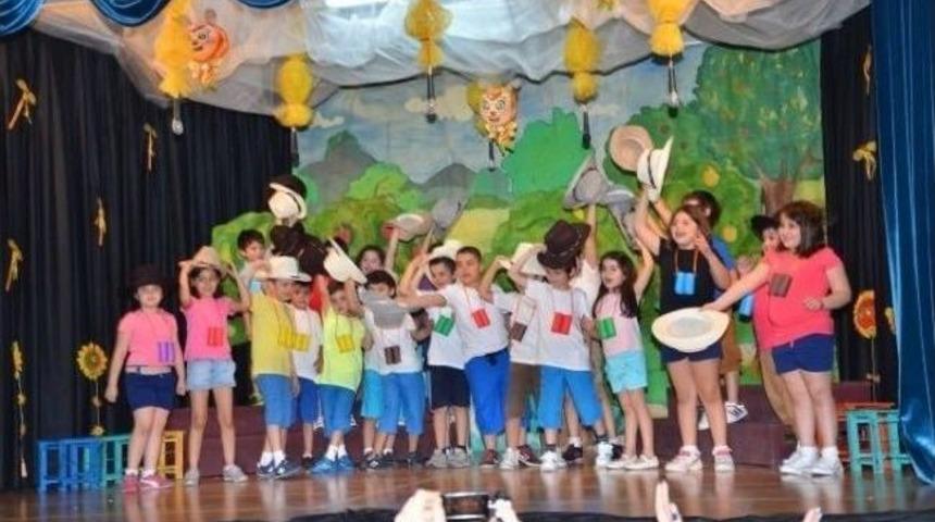 &Ccedil;alışkan Arılar Okuma Bayramı&rsquo;nda Coştu