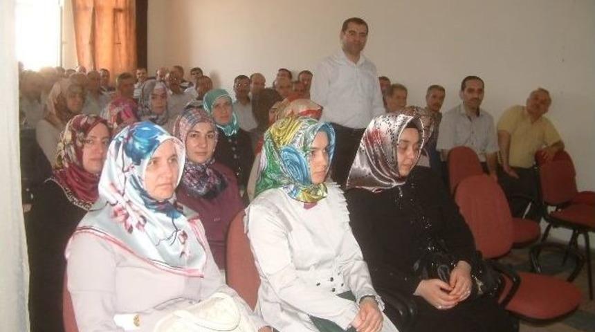 Burhaniye&rsquo;de Din G&ouml;revlileri Seminere Katıldı