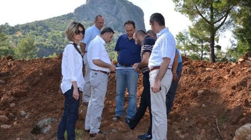 Dsi 13. B&ouml;lge M&uuml;d&uuml;r&uuml; &Ouml;zg&uuml;r, K&uuml;&ccedil;&uuml;k Aksu Barajında İncelemelerde Bulundu