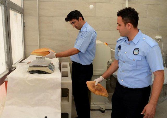 Zabıta Ekiplerinden Fırın Denetimi 1